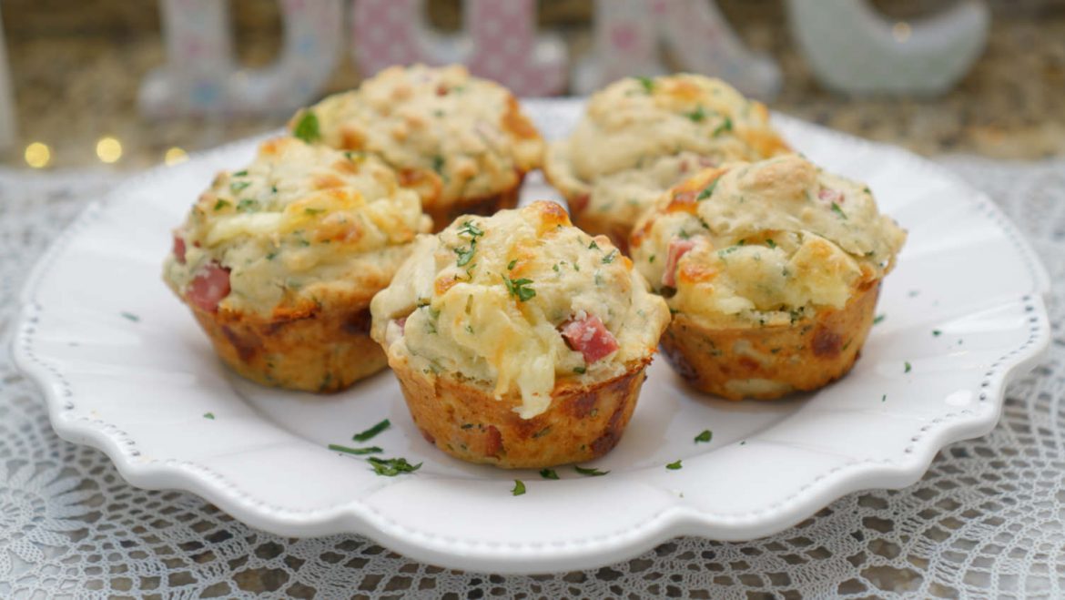Muffins de presunto e milho