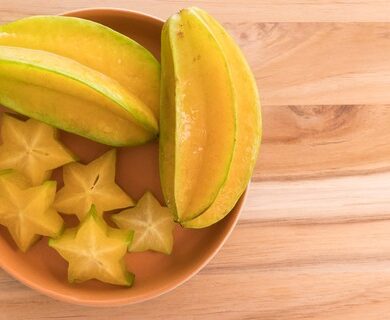 Quem tem problema nos rins pode comer carambola?